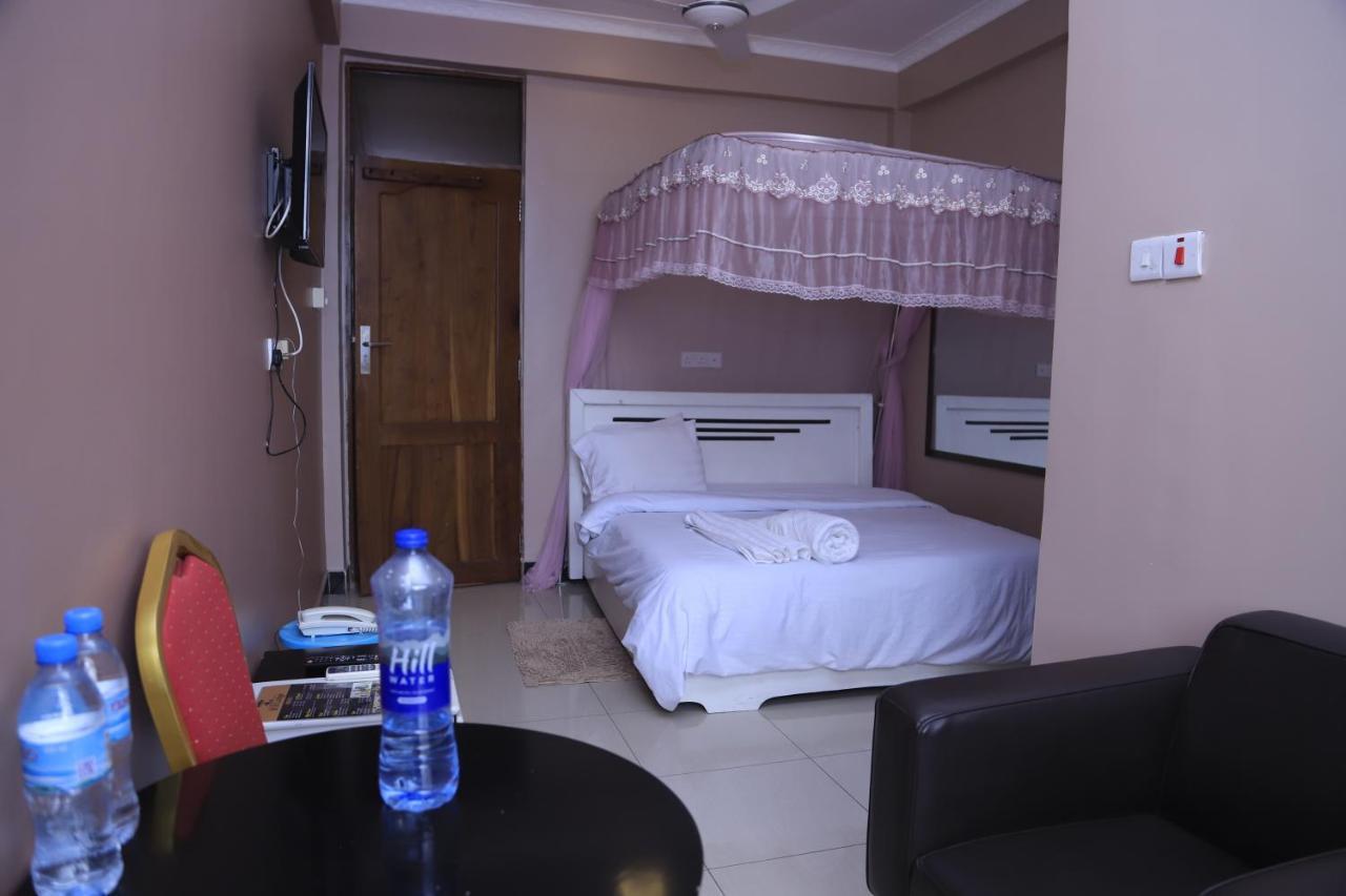 B10 Airport Lodge Dár Al-Szalám Kültér fotó
