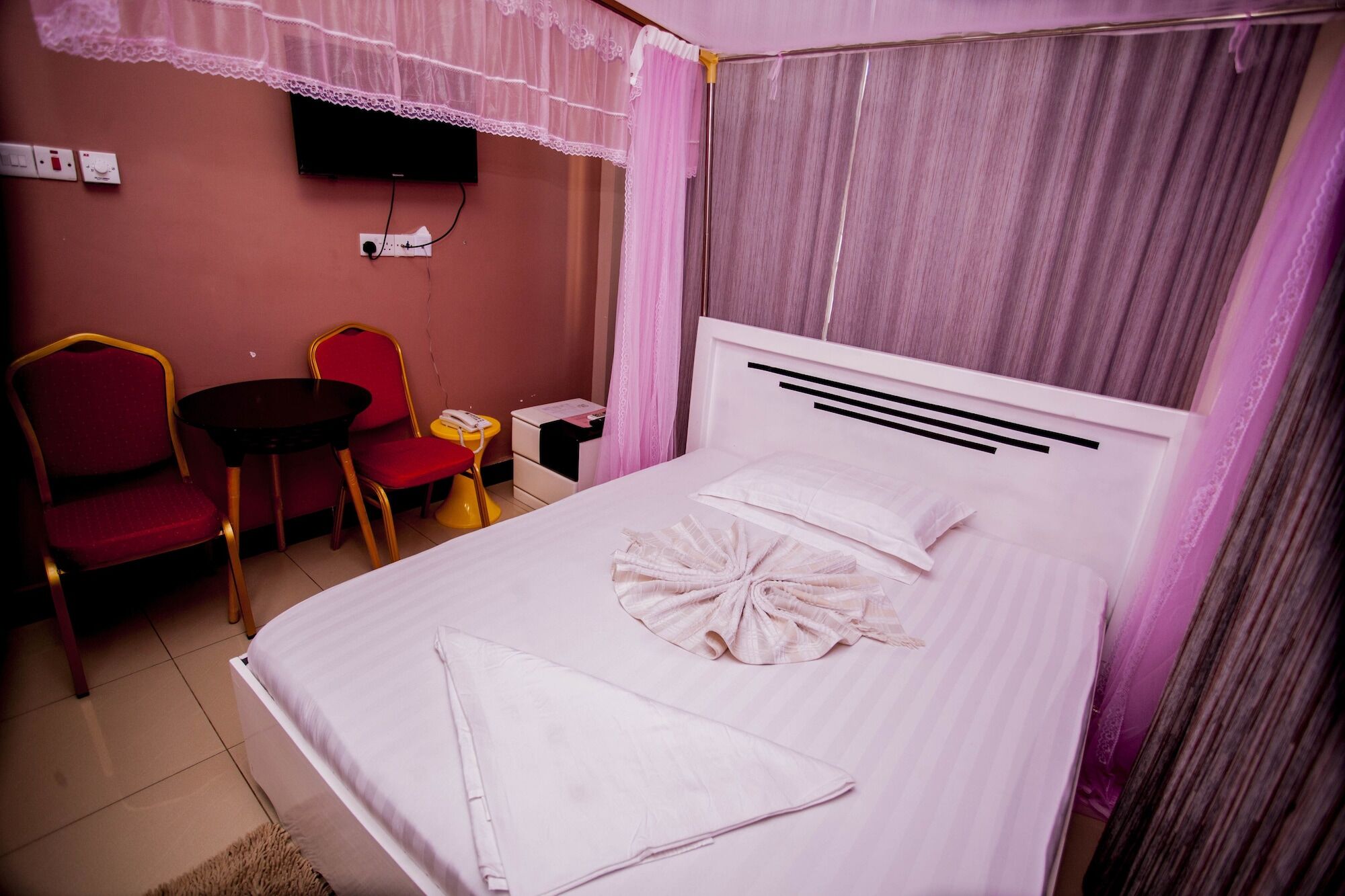 B10 Airport Lodge Dár Al-Szalám Kültér fotó